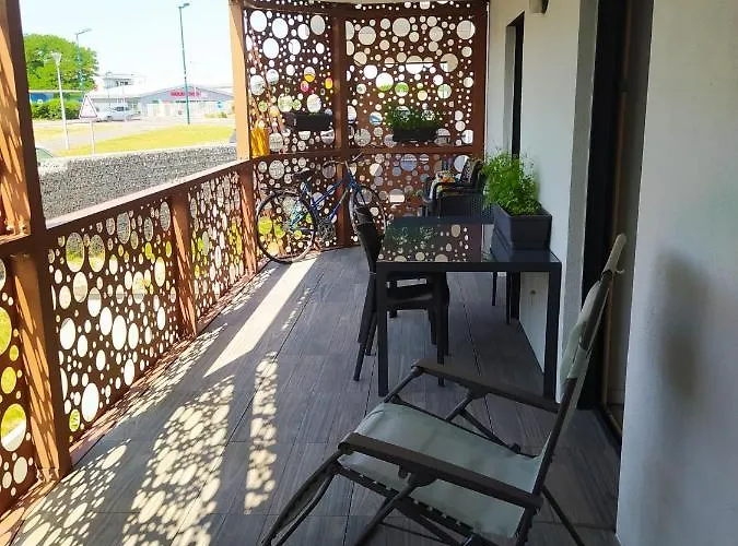 Moderne Equipe Apartamento Saint-Louis (Haut-Rhin)